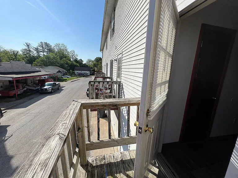 505 S Sale St #4-112 — Photo 10