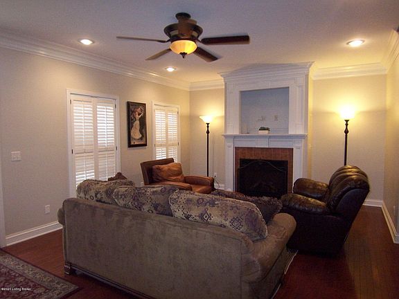 2nd image of 167 Blakenrod Blvd
