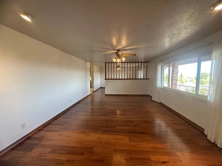 2268 S 2350 E — Photo 44