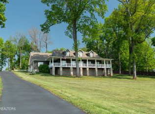 1330 Jim Fain Rd, Sevierville, TN 37876