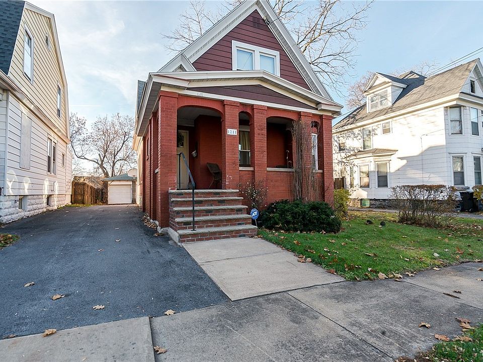 1st image of 1211 Highland St