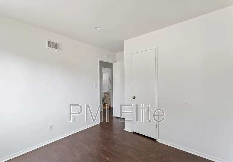 12660 Lazard St — Photo 4