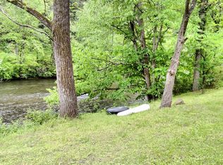 508 S Wayehutta Rd, Cullowhee, ND 28707