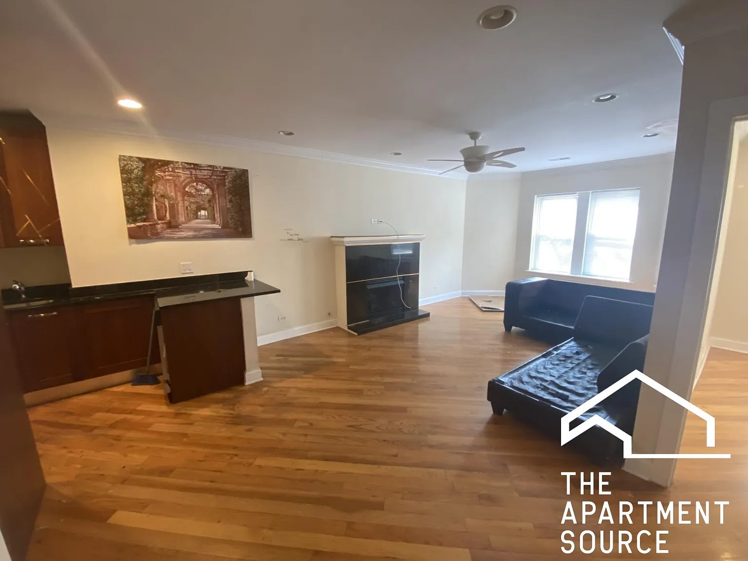 2 bed, 1100 sqft, $1,975 — Photo 1
