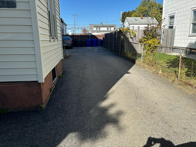 114 East St #1 — Photo 17