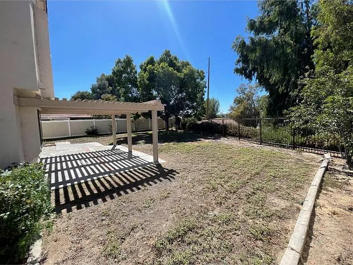 41547 Yankee Run Ct — Photo 34