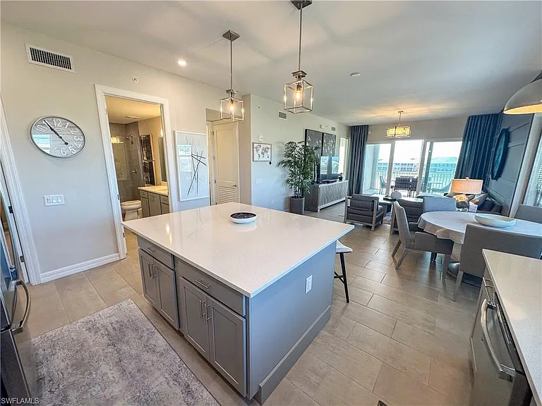 163 Indies Dr E #206 — Photo 4