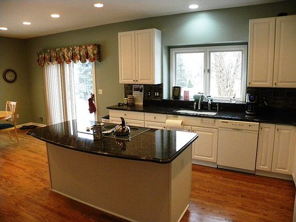 3rd image of 7081 Royal Villa Ct #3