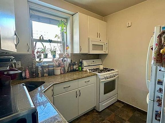4th image of 97-07 63rd Rd APT 6H