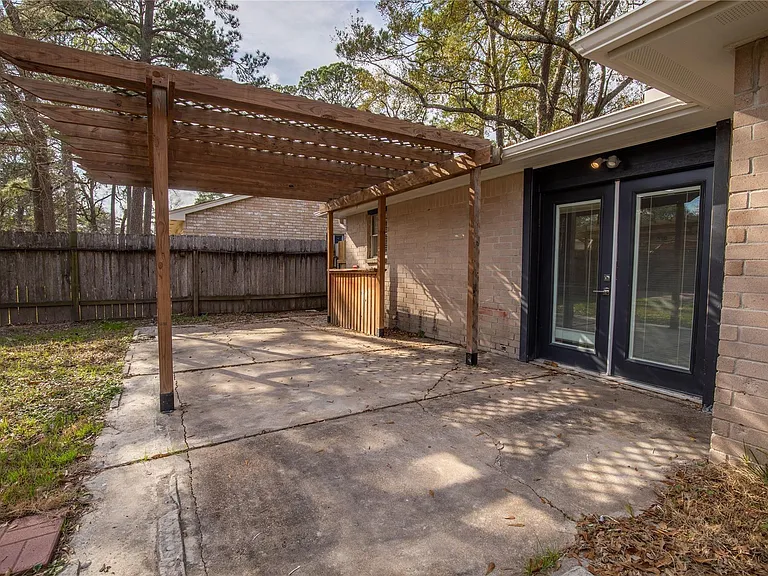 4419 Reynaldo Dr — Photo 9