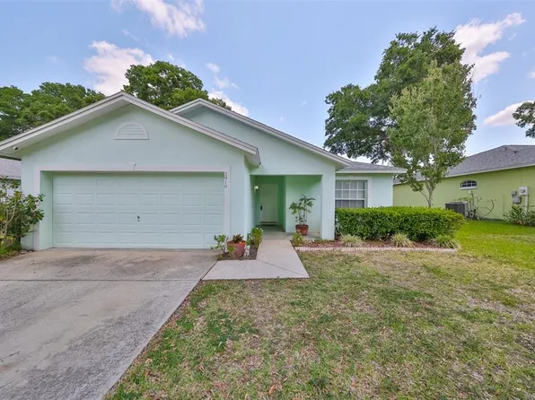 2910 Forest Reserve Pl, Seffner, FL 33584