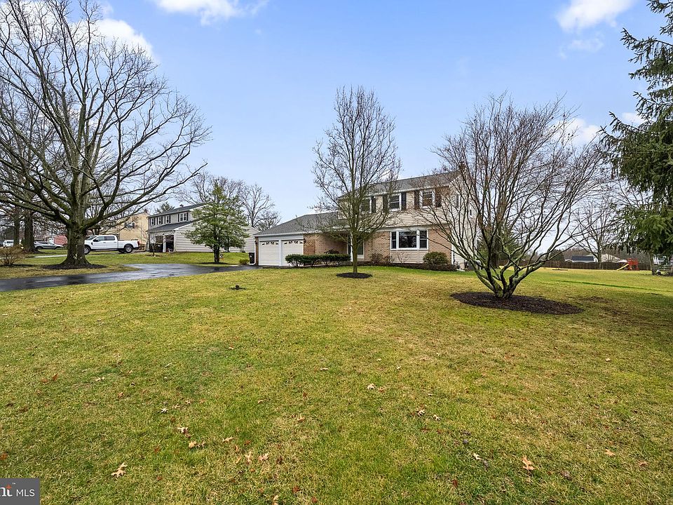 352 Yoder Rd, Harleysville, PA 19438 Zillow