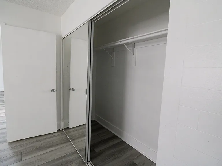 Electro Apartments - WSP 833 Berendo LLC — Photo 17