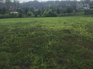 6311 Woodmoore Ct, Newburgh, IN 47630