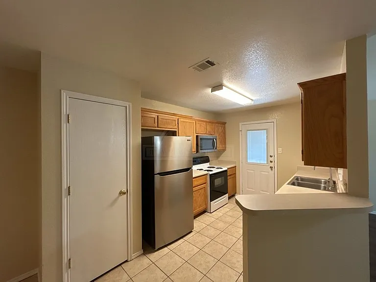 1600 Old Nolanville Rd, Nolanville — Photo 8