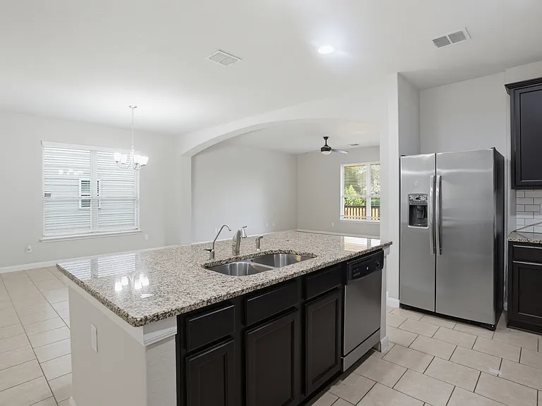 15136 Pandion Dr — Photo 3