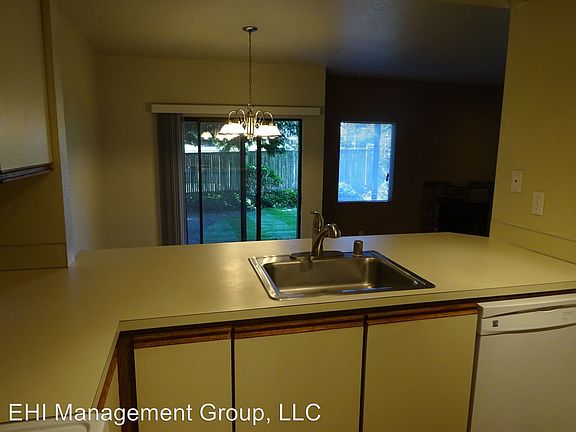 2nd image of 9911 NE 134th Ct APT 05