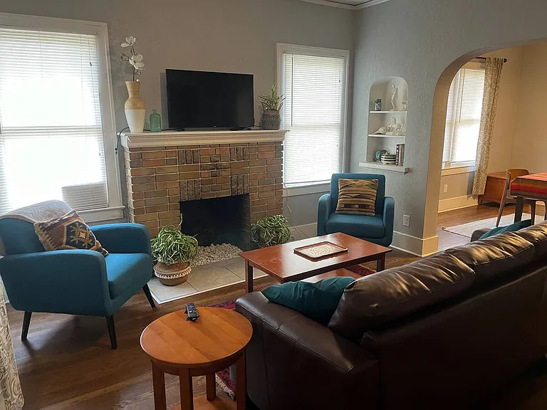 1415 E Cervantes St #1 — Photo 5