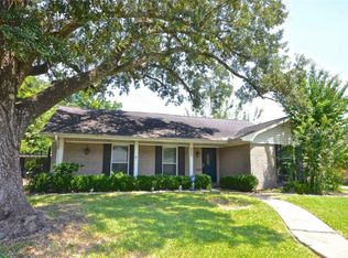 5010 Briarbend Dr, Houston, TX 77035