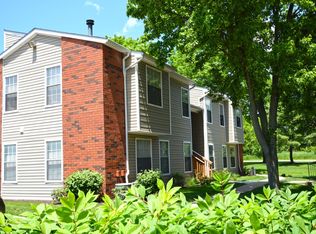 1118 Chestnut Ridge Dr, Pittsburgh, PA 15205