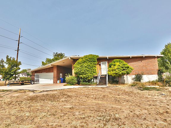 2nd image of 2684 W Jordan Meadows Ln