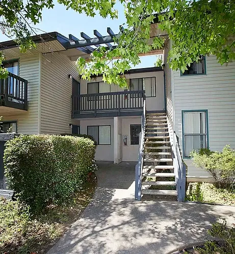 Villa Creek Apartments Photo 1