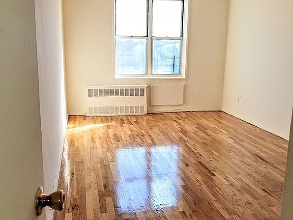 4th image of 9411 60th Ave APT 5J