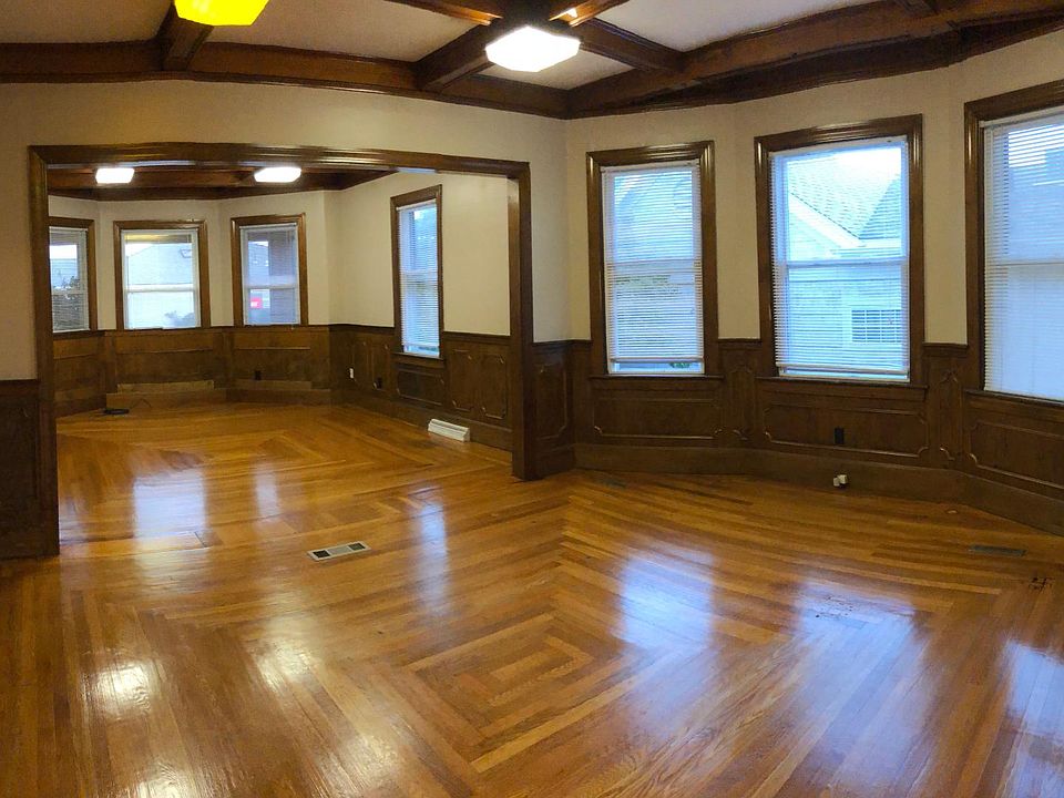 Double parlor/dining room