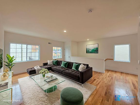 2nd image of 37 Wiederer Pl Unit 2