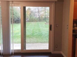 170 Trealout Dr APT 3, Fenton, MI 48430