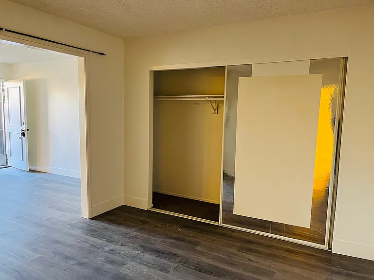 1200 S Sharon Cir #5 — Photo 10