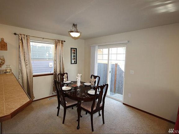 5th image of 9945 1st St NE