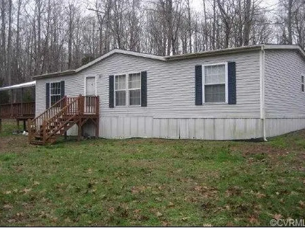 489 Clearview Dr, South Hill, VA 23970