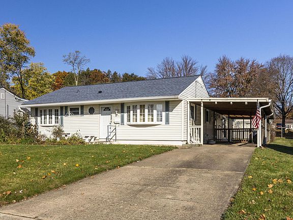 3rd image of 1269 Wetsell Ave