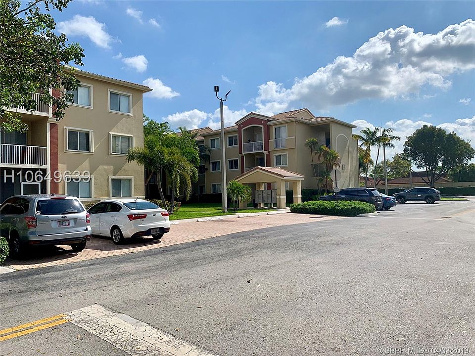 1st image of 7085 Nova Dr APT 303
