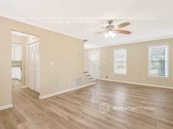 5th image of 300 Birch Creek Cir