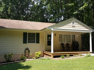2153 Mountain View Rd, Powhatan, VA 23139