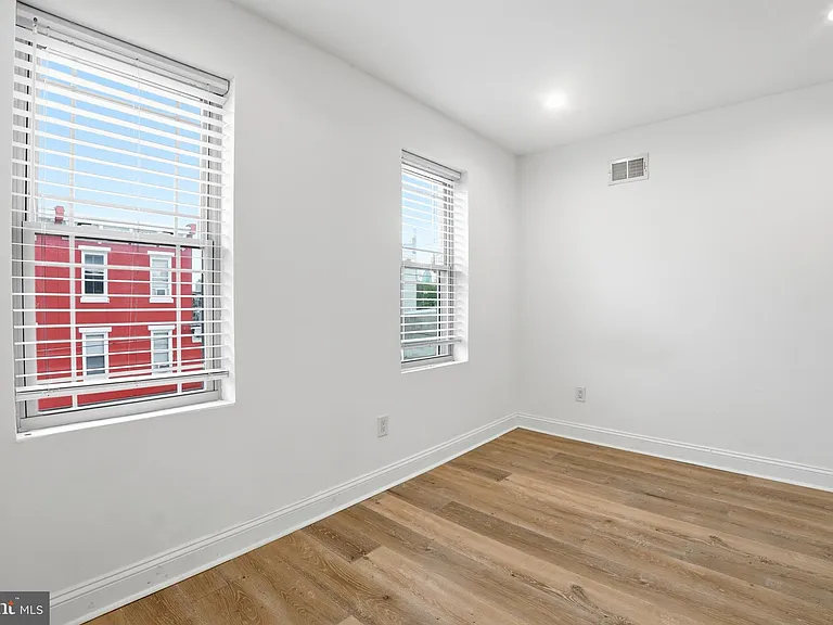 1807 Wylie St — Photo 25