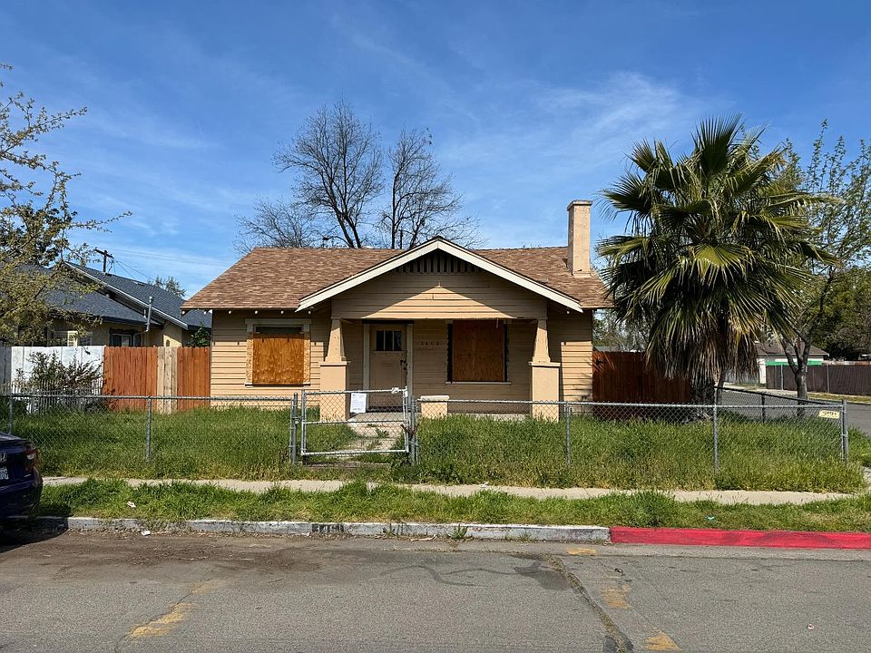 1st image of 3461 E McKenzie Ave