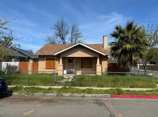 3461 E McKenzie Ave, Fresno, CA 93702