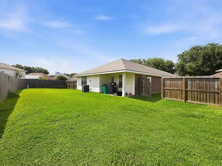 4718 Lonestone Cir — Photo 29