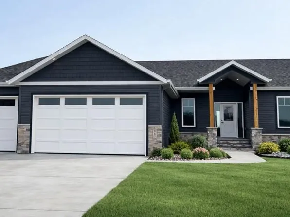 867 Harvest Cir, Horace, ND 58047
