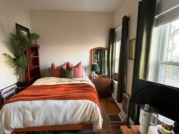 472 E 3rd St #1, South Boston, MA 02127