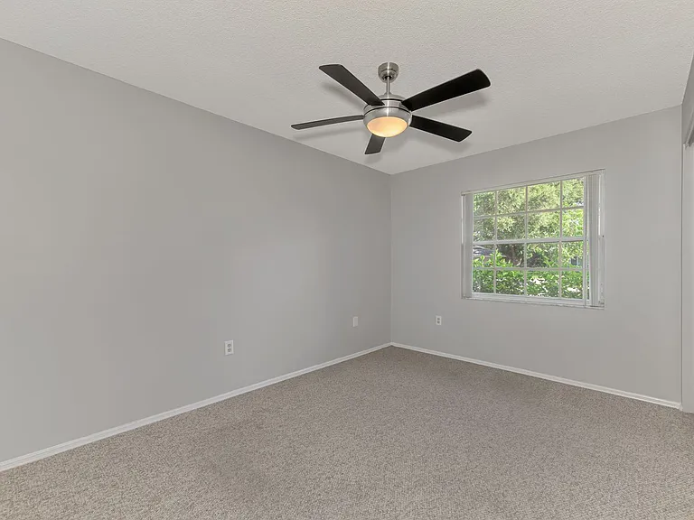 3026 Grafton St — Photo 30