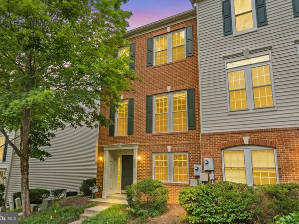 4323 Thomas Brigade Ln, Fairfax, VA 22033