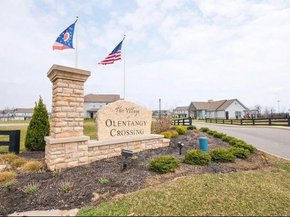 710 Redwood Ln, Lewis Center, OH 43035