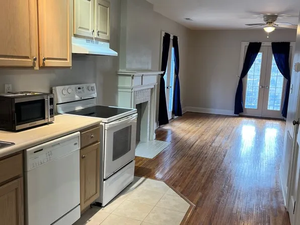 2352 1/2 E Main St, Columbus, OH 43209