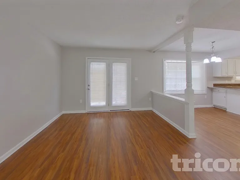8339 Mission Hills Rd — Photo 3