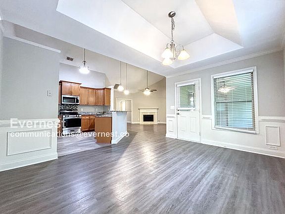 5th image of 215 Bridgemill Dr