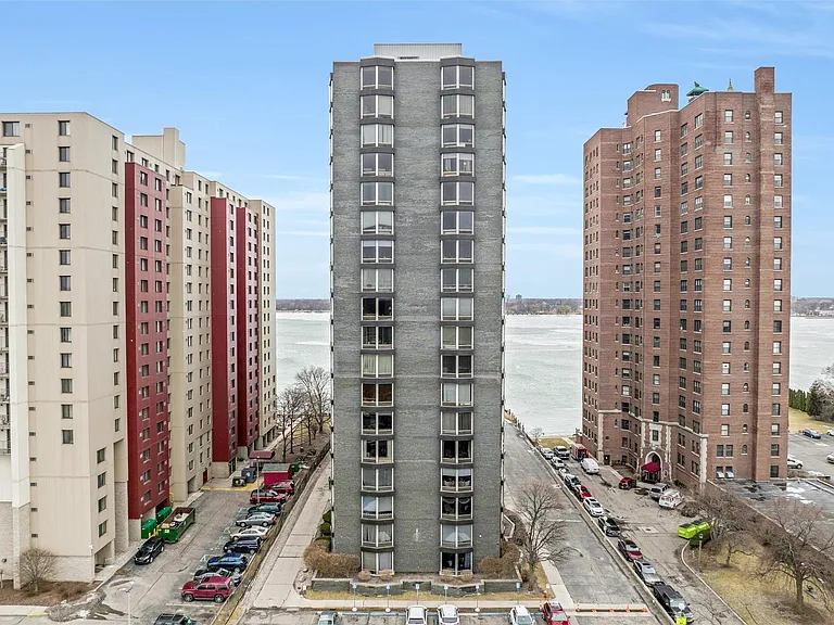 8200 E Jefferson Ave #506 — Photo 42